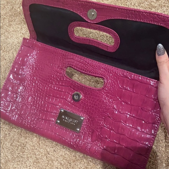 Nine West Clutch - Picture 3 of 4